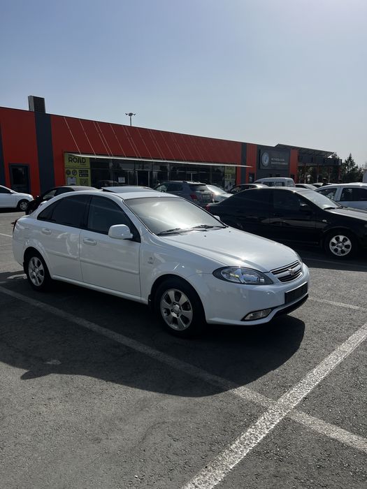 Сотилади срочна!!! Ок жентра 2018 нархи келишамиз реально оладигон бос