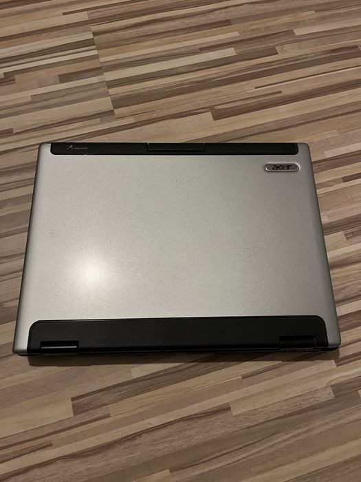 Лаптор Acer TravelMate 2490 за части