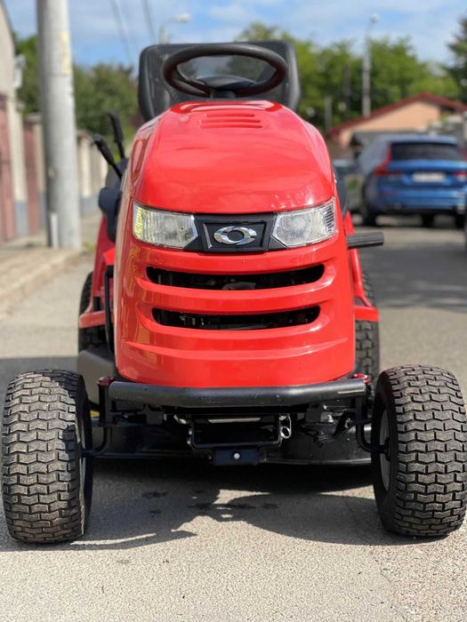 Tractoras de tuns Iarba Simplicity 22 Hp USA
