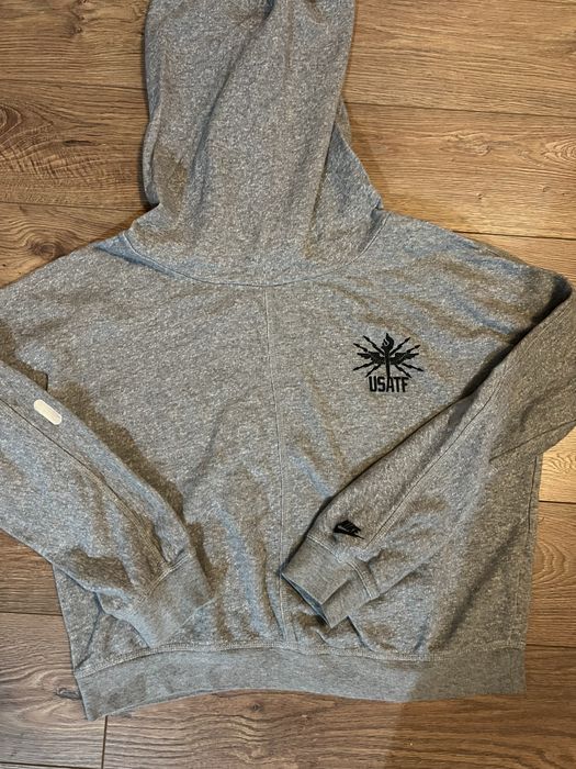 Nike  блуза и потник носени няколко пъти 20  лв /бр-