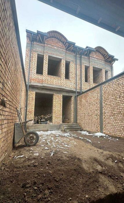 Продается  1.6 сотки  участок на Юнусабаде! Срочно!!!