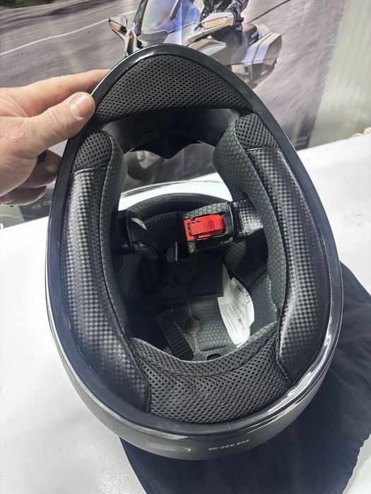 Каска за мотор FAVOTO