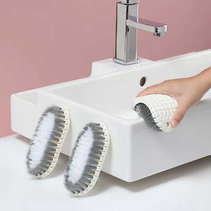 Гибкая щетка для дома