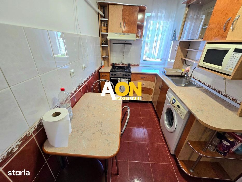 Apartament cu 2 Camere, Bloc cu Lift, Loc de Parcare, Zona Cetate — fotografia 3