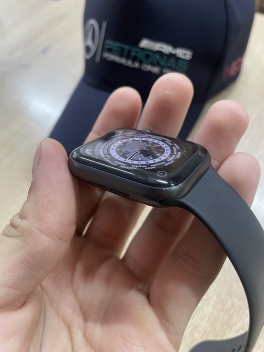 Apple Watch SE/44 arzon yaxshi