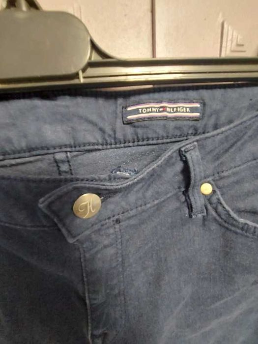 Blugi Tommy Hilfiger, slim fit, mărimea 31/32, navy blue
