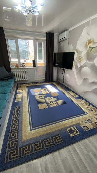 Продам ковер 2*50/3*50