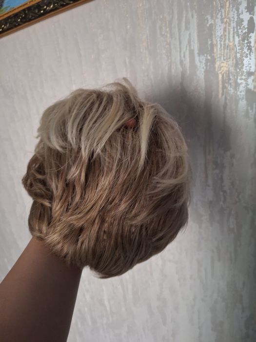 Продам парик новый