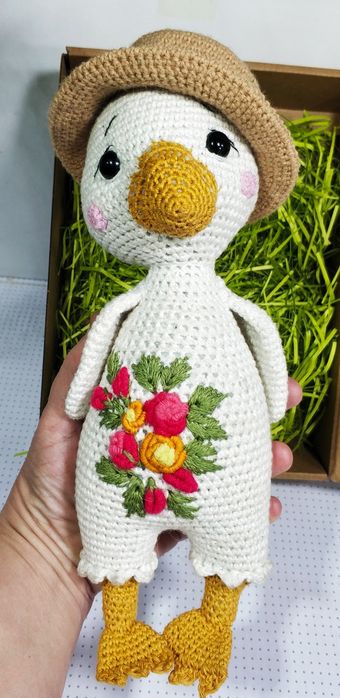 Вязаные  гусята.