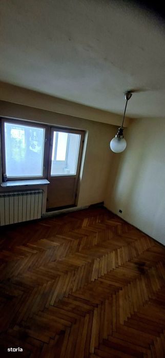 3 camere EXERCIȚIU , Decomandat / Centrală , Amplasament EXCELENT
