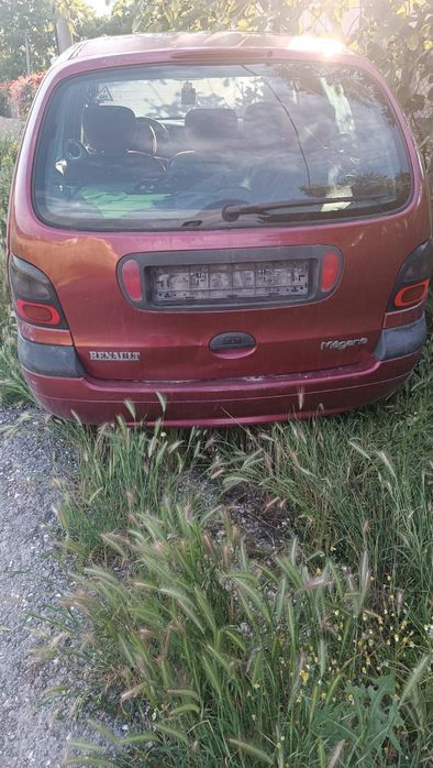 Рено Меган Сценик 1.6 16v 107к.с