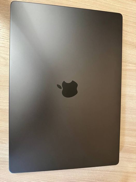 MacBook Pro 16 M3 Max 36gb 1Tb