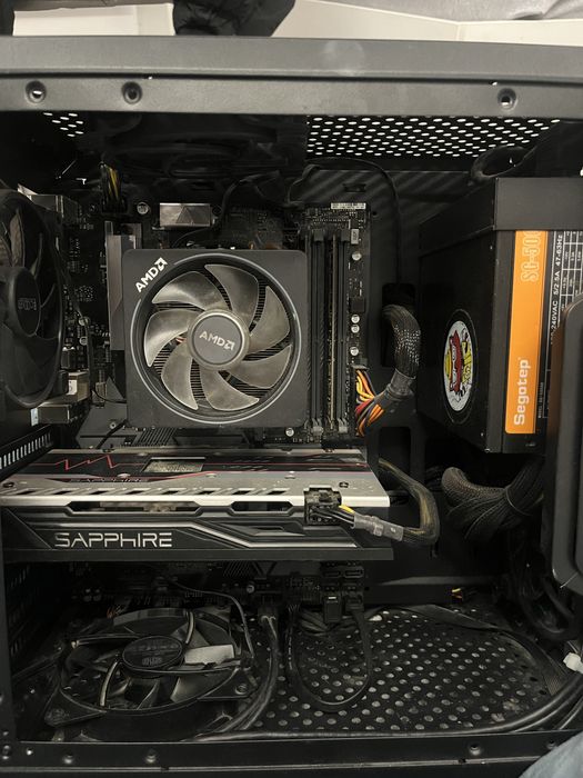 Vand Pc facut pe piese