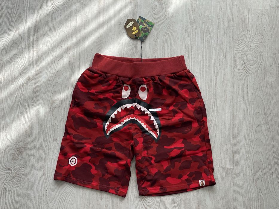 Pantaloni Scurti Bape Shark L Rosu