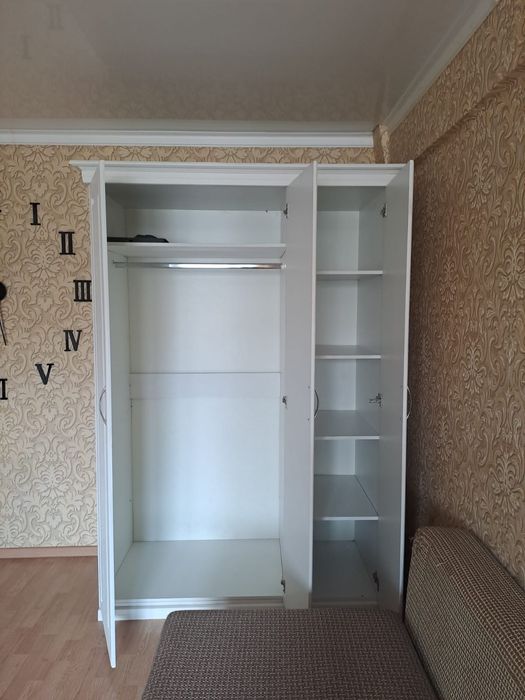 Продам шкаф для одежды