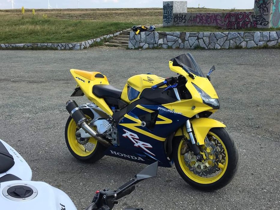 Алуминиева стойка за ауспух за  Honda CBR954RR