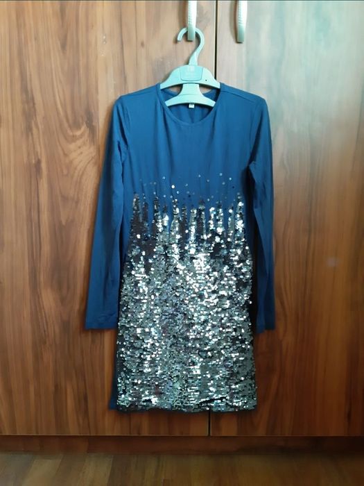 Нарядное Платья для девочек на 11и13 лет