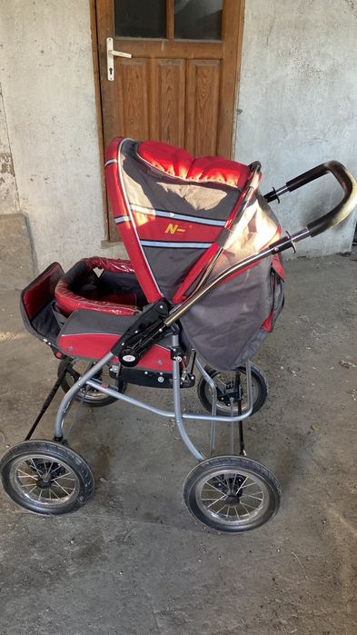 Детская коляска