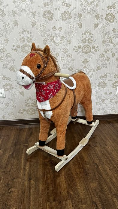 Игрушка лошадка детская