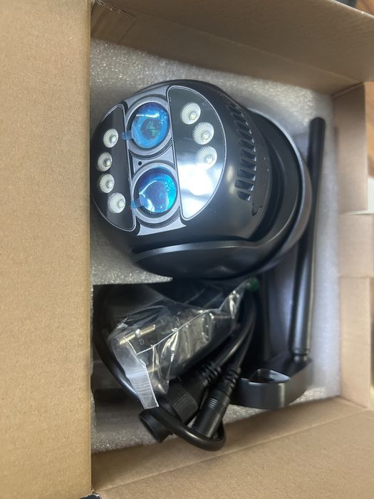 8 MP WiFi Camera. Подарък карта памет 512MB