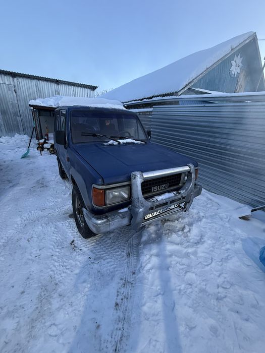 Продам Isuzu Trooper внедорожник