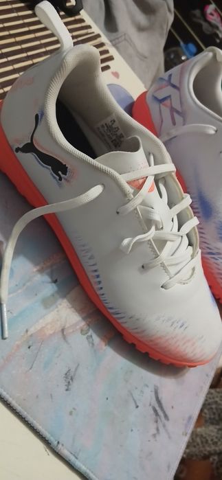 Puma ,crampoane pentru fotbal