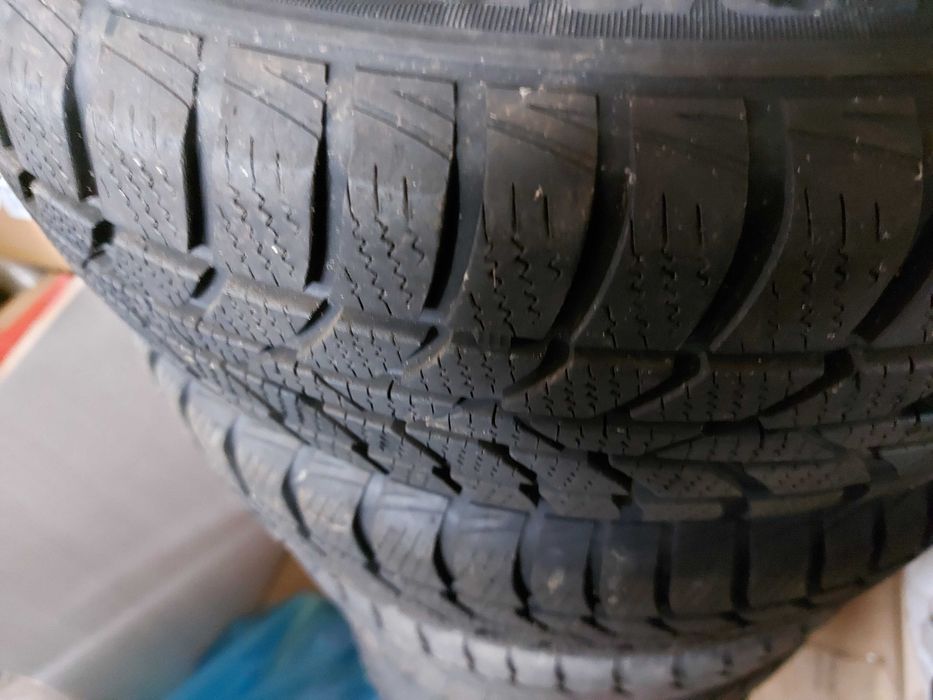 Cauciucuri iarna Hankook 165/65 R14