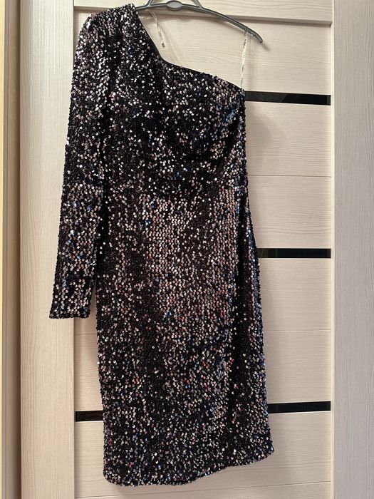 Продаю вечерние платья