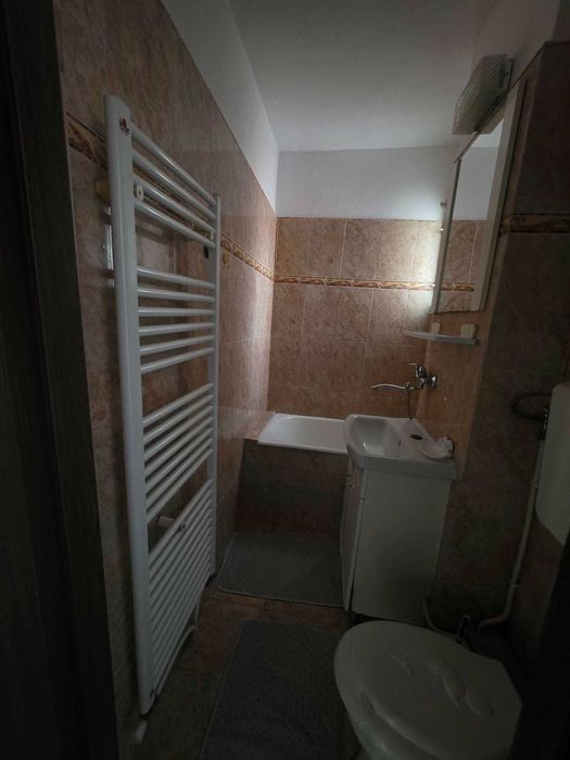 Vand apartament cu 2 camere