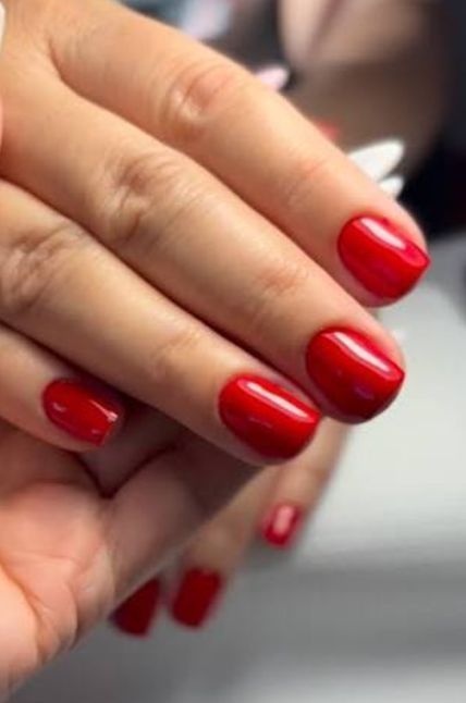 Unghii cu gel+ pedichiura