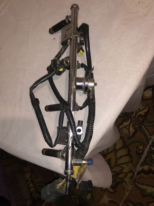 Продается от Мазда 6 запчасти  !