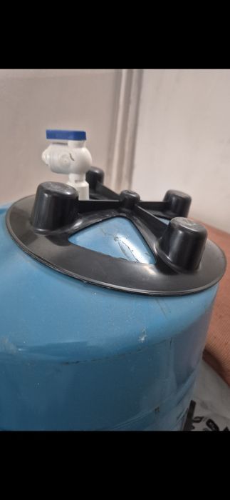 Aparat de filtrat apa