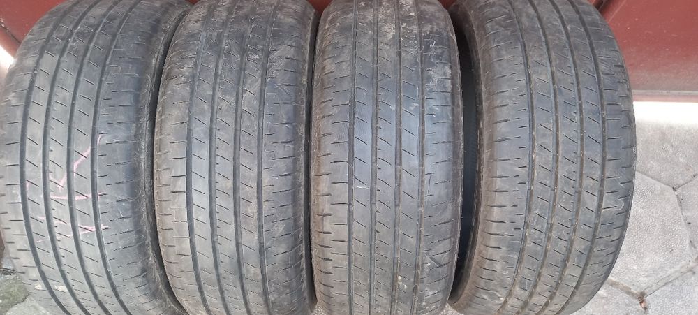 205 50 17 Bridgestone Гуми дот 22 Почти нови