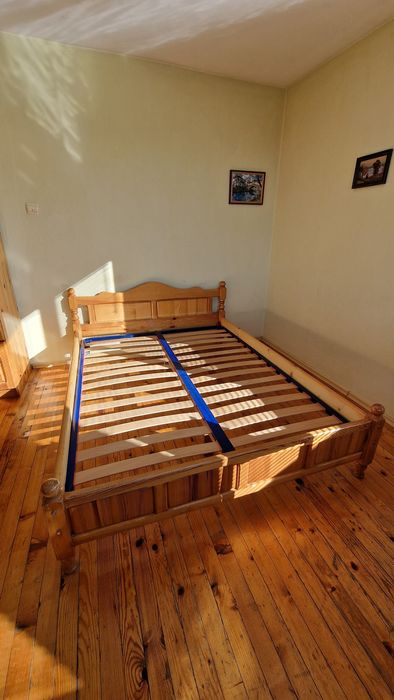 Продавам дървени мебели