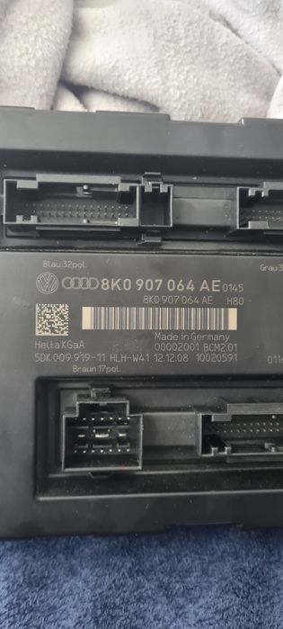 Modul Confort Audi A4 B8 cod 8K0907064AE