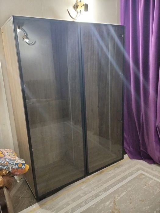 Продам срочно шкаф для интерьера