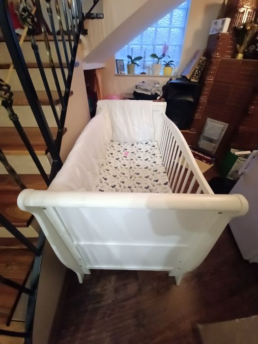 Pătuț bebe din lemn