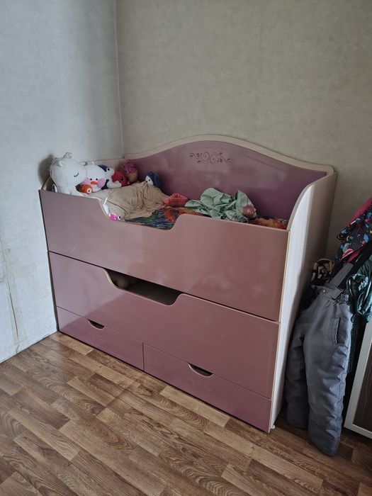 Кровать для девочек