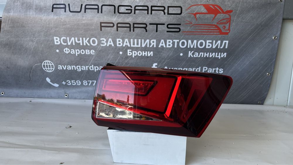 1 брой ляв и 2 броя десен стоп Seat Ateca 2016-