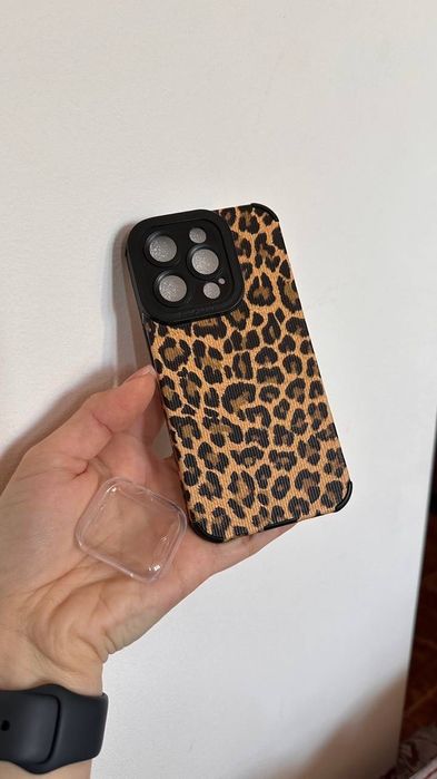 Калъф за iPhone 14 Pro + подарък калъф за часовник Apple Watch 40 мм