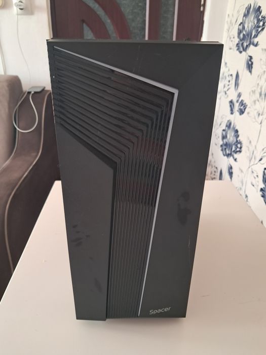 Pc gaming in stare buna+tastatura+casti