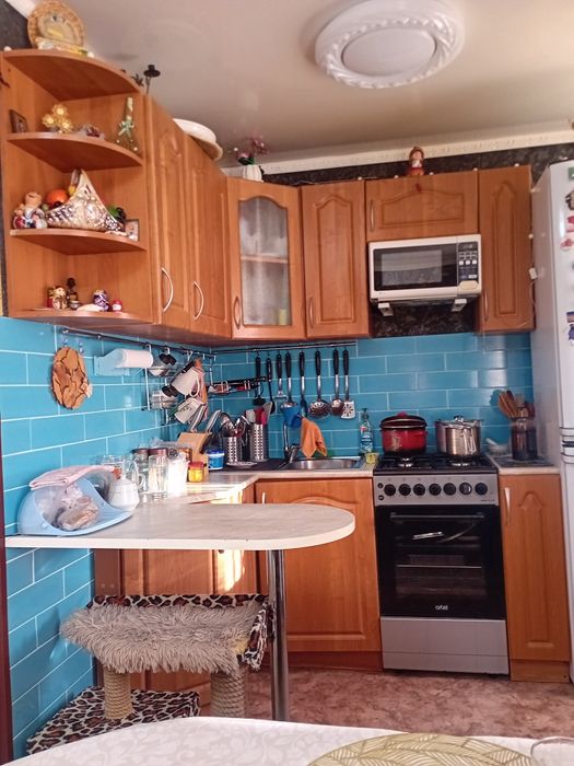 Кухонный гарнитур угловой