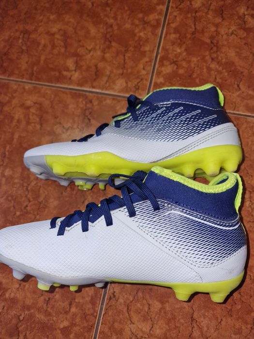 Ghete fotbal mărimea 33