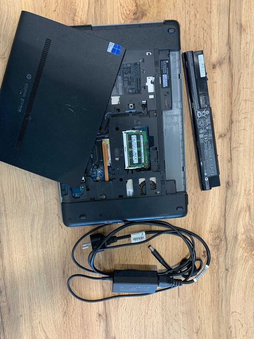 Лаптоп HP ProBook 450 G1 (INTEL i5, 12GBRAM, 500GBHDD)