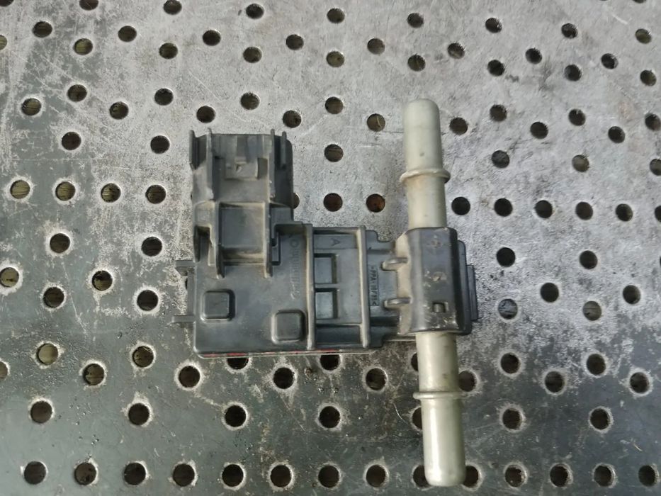 senzor combustibil 1.6b 5g06 citroen c5 aircross 13577429