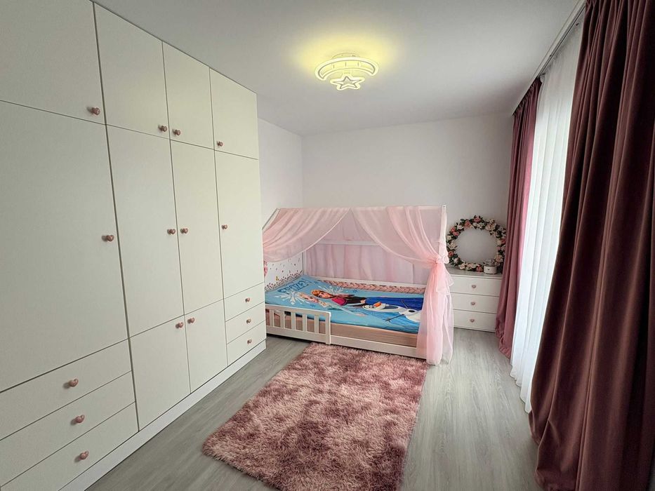 Casa 3 Camere, toate utilitatile, mobilata/utilata, padure,pers fizica