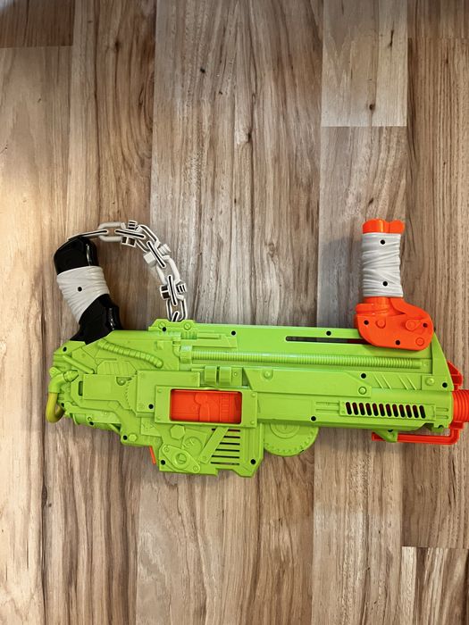 Mitraliere NERF , cu accesorii