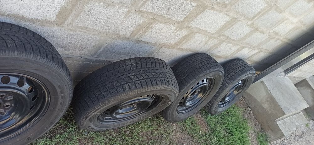 Продам зимние шины