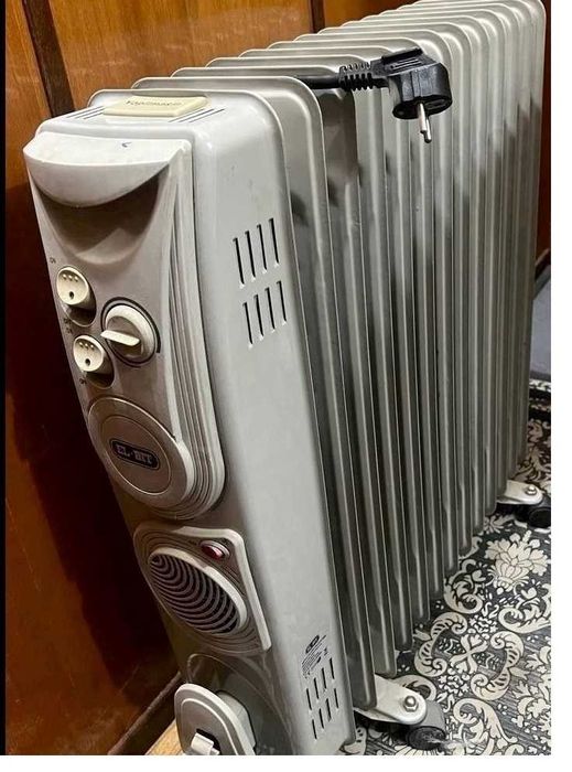 Продается обогреватель масляный. 13