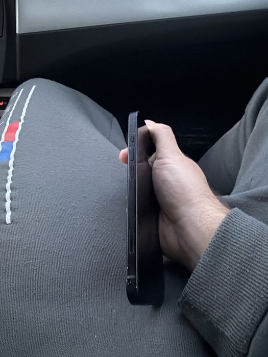 Vand iphone 15..